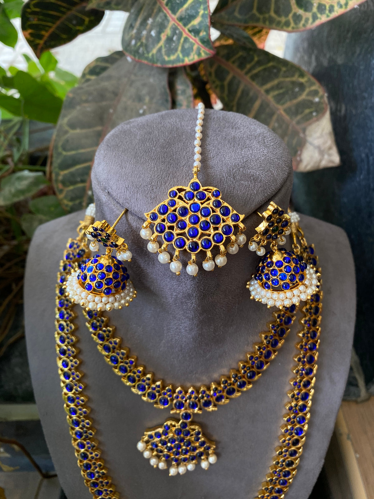 Simple nethichutti - kemp bridal collection-Indian hair accessory