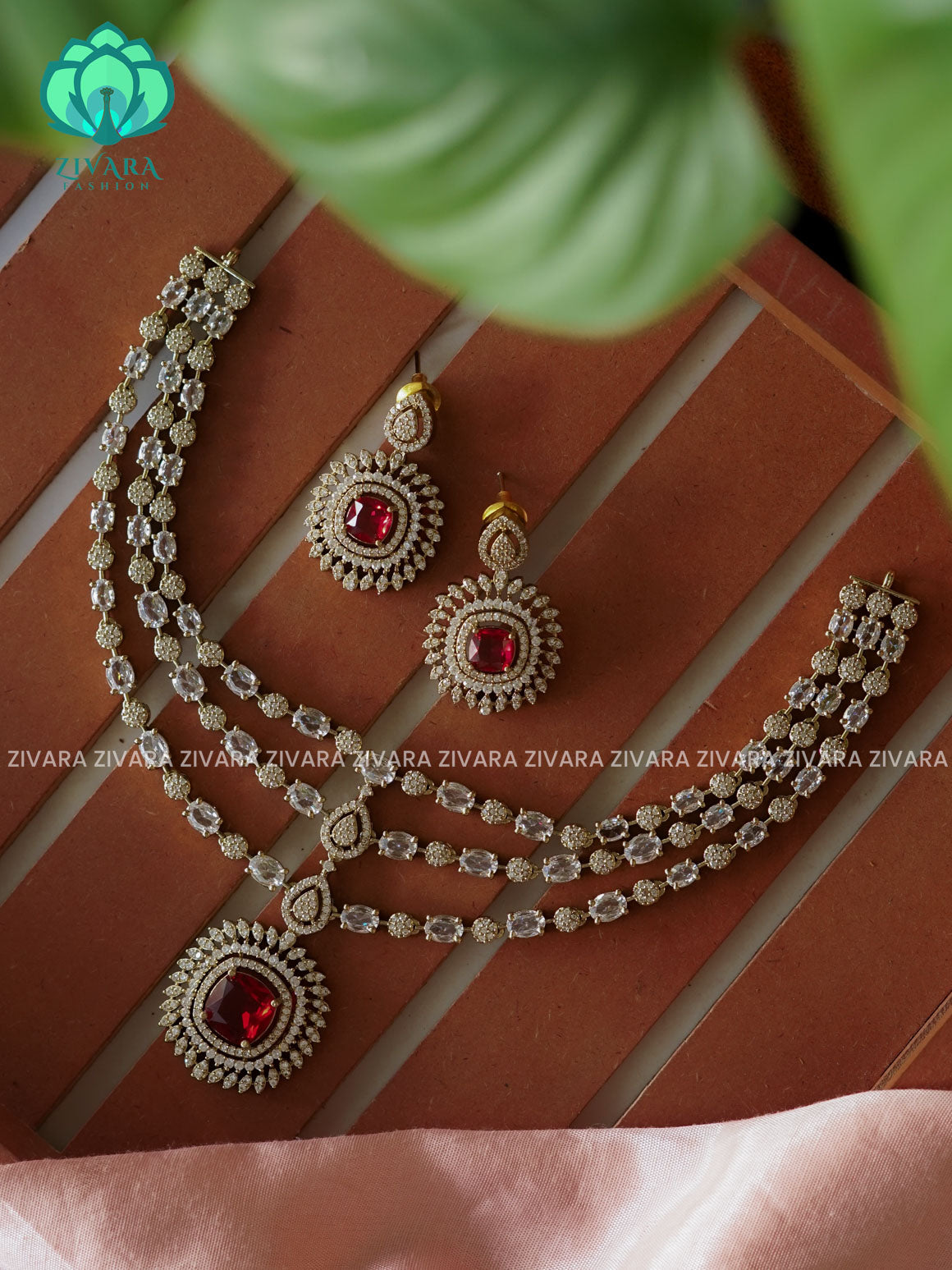 Ruby Elegant square pendant  - stylish and minimal elegant neckwear with earrings- Zivara Fashion