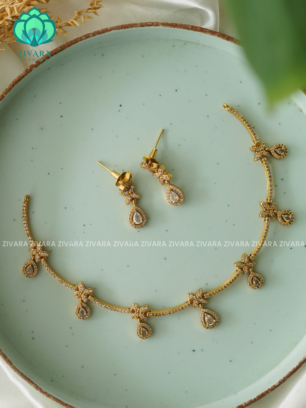 WHITE -GLAMOUROUS - stylish and minimal elegant neckwear with earrings- Zivara Fashion