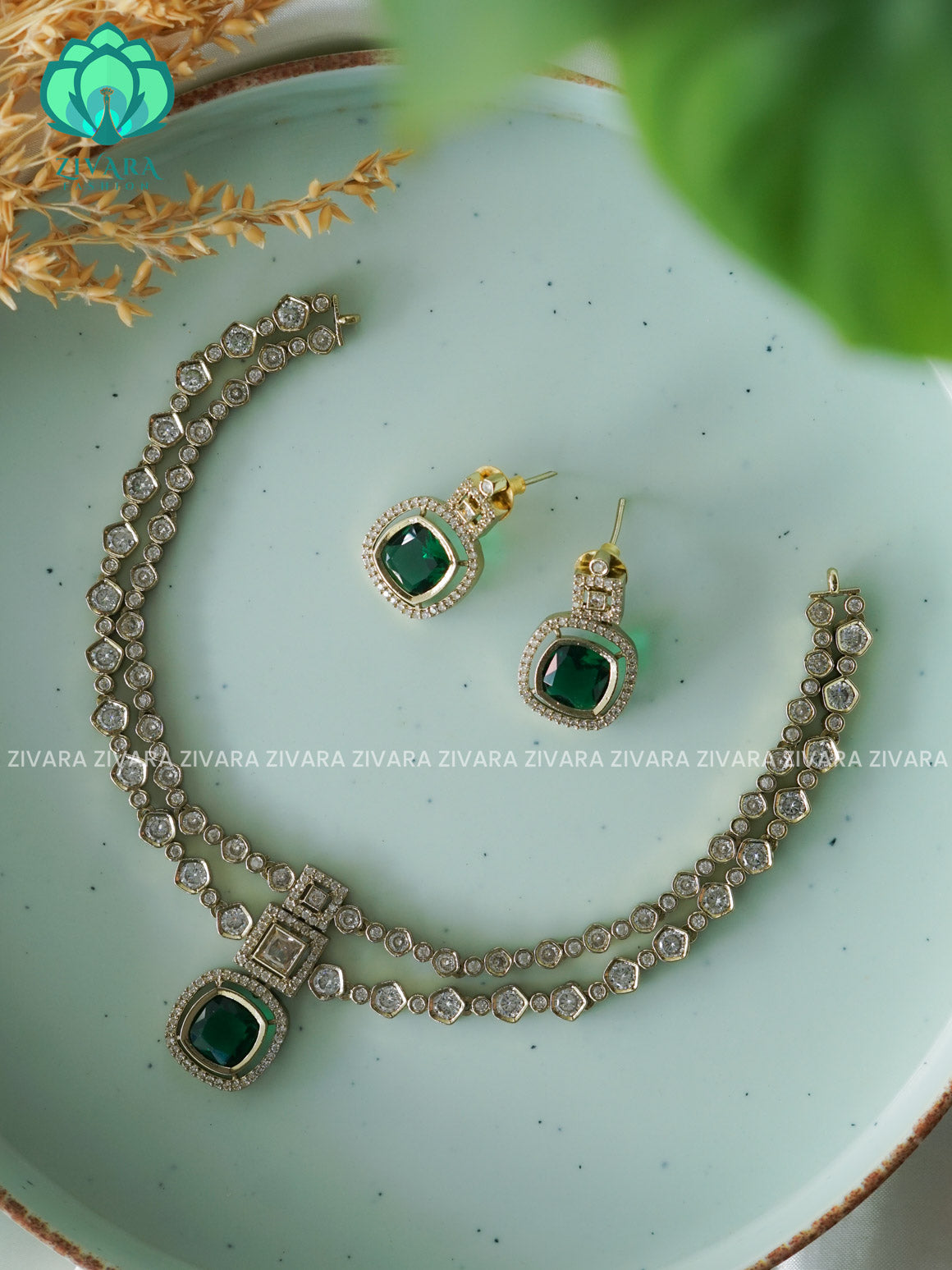 GREEN STEP - stylish and minimal elegant neckwear with earrings- Zivara Fashion