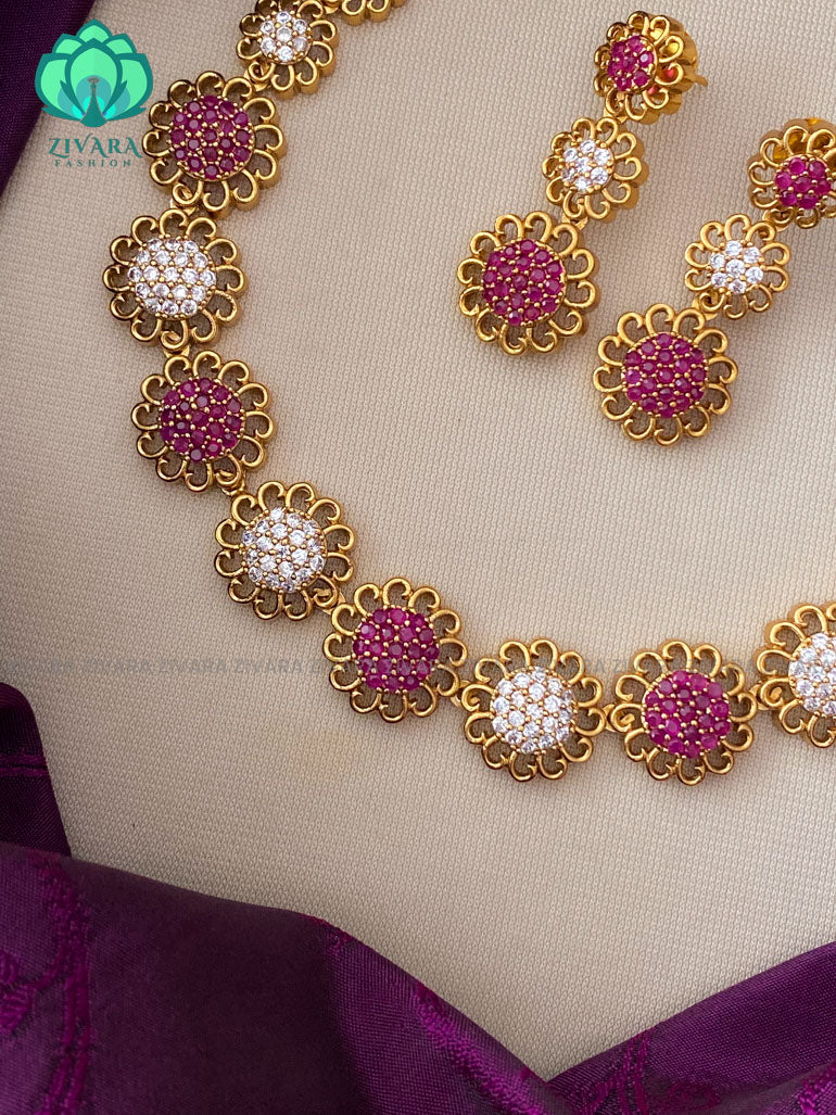Floral motif free neckwear with earrings- Zivara Fashion