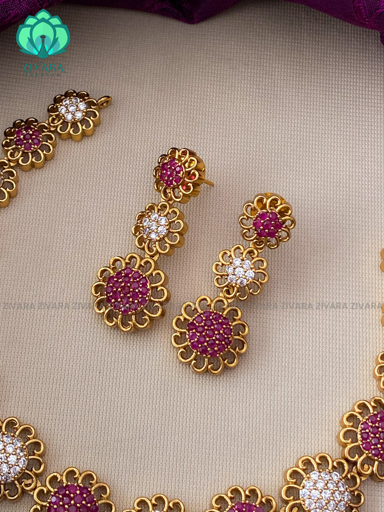 Floral motif free neckwear with earrings- Zivara Fashion