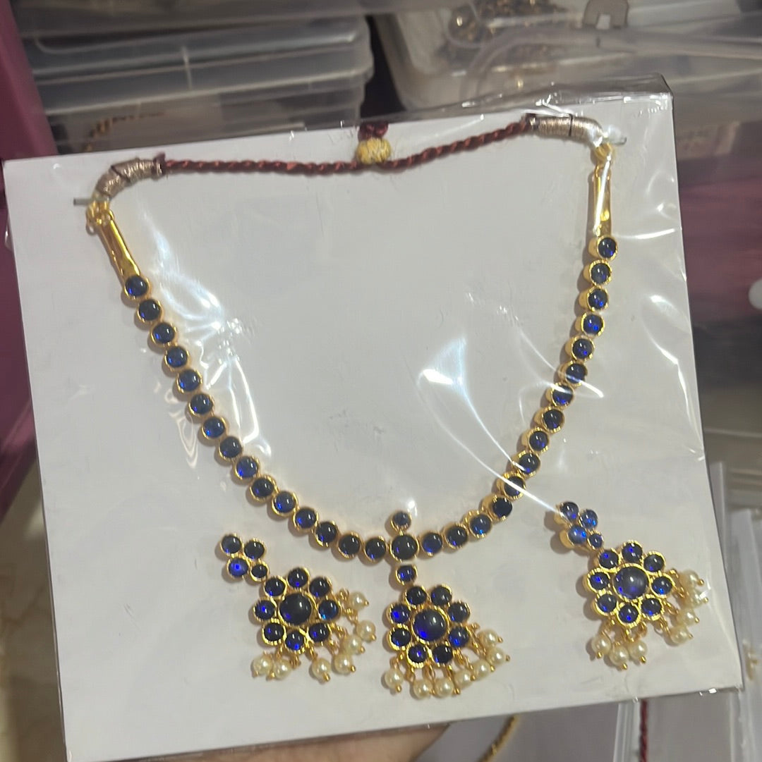 Chinmayi - A premium quality kemp neckwear with earrings - kemp jewellery