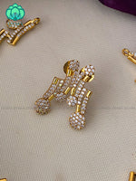 Beautiful stone elegant neckwear with earrings- Zivara Fashion