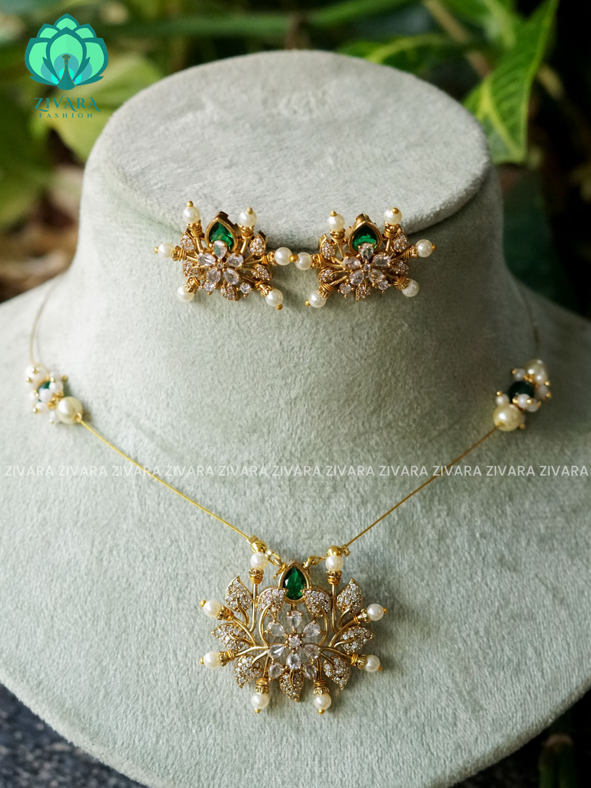GREEN STONE LEAF - TAMARA pendant INVISIBLE MINIMAL ELEGANT HANDMADE NECKLACE WITH BRILLIANT FINISH MOTIFS- ZIVARA FASHION