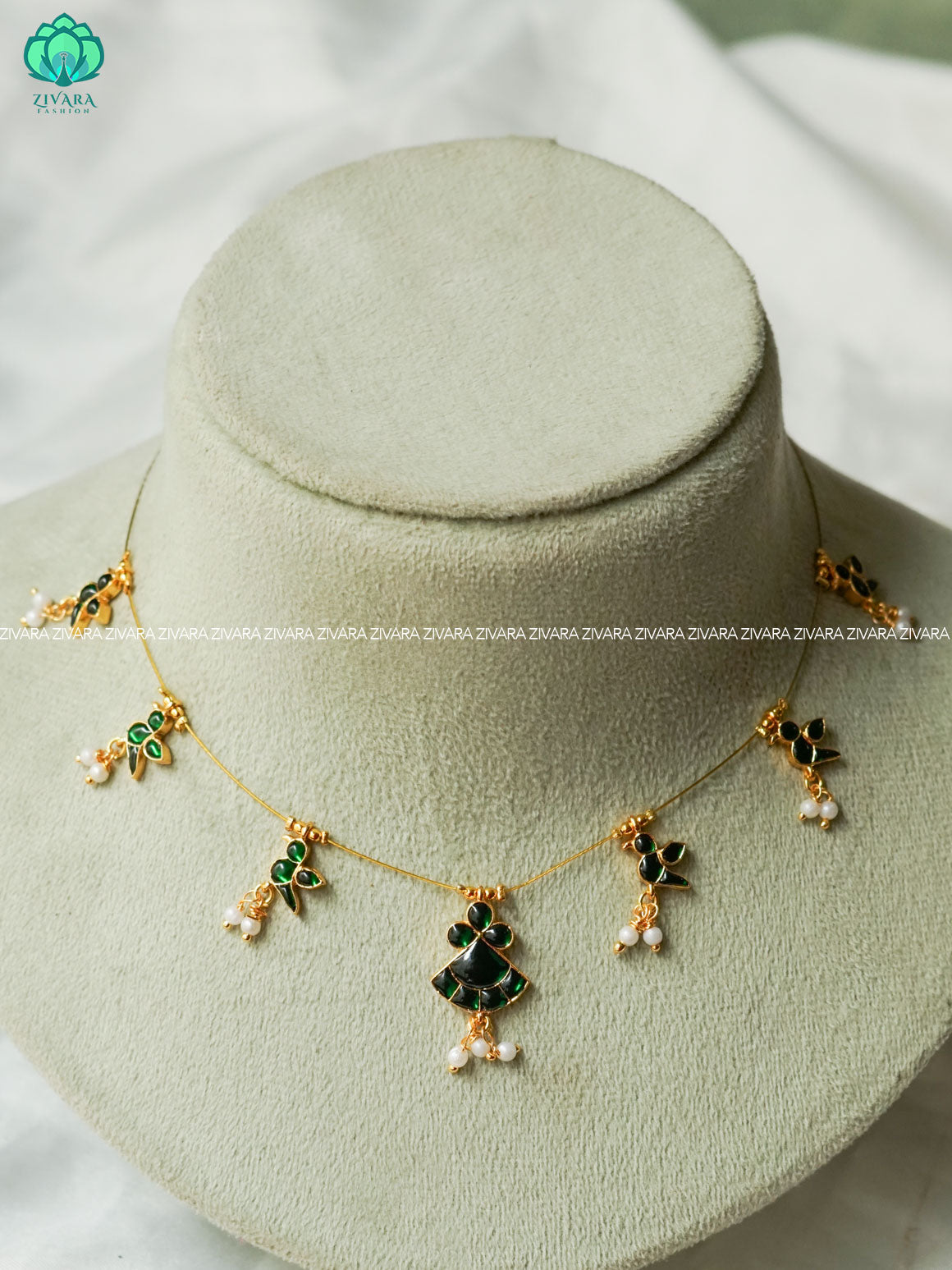 GREEN PARROT WITH PENDANT -TAMARA INVISIBLE MINIMAL ELEGANT HANDMADE NECKLACE WITH BRILLIANT FINISH MOTIFS- ZIVARA FASHION