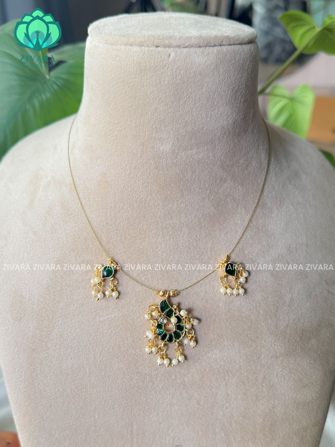 GREEN - TAMARA - BIG PEACOCK - INVISIBLE MINIMAL ELEGANT HANDMADE NECKLACE WITH BRILLIANT FINISH MOTIFS- ZIVARA FASHION