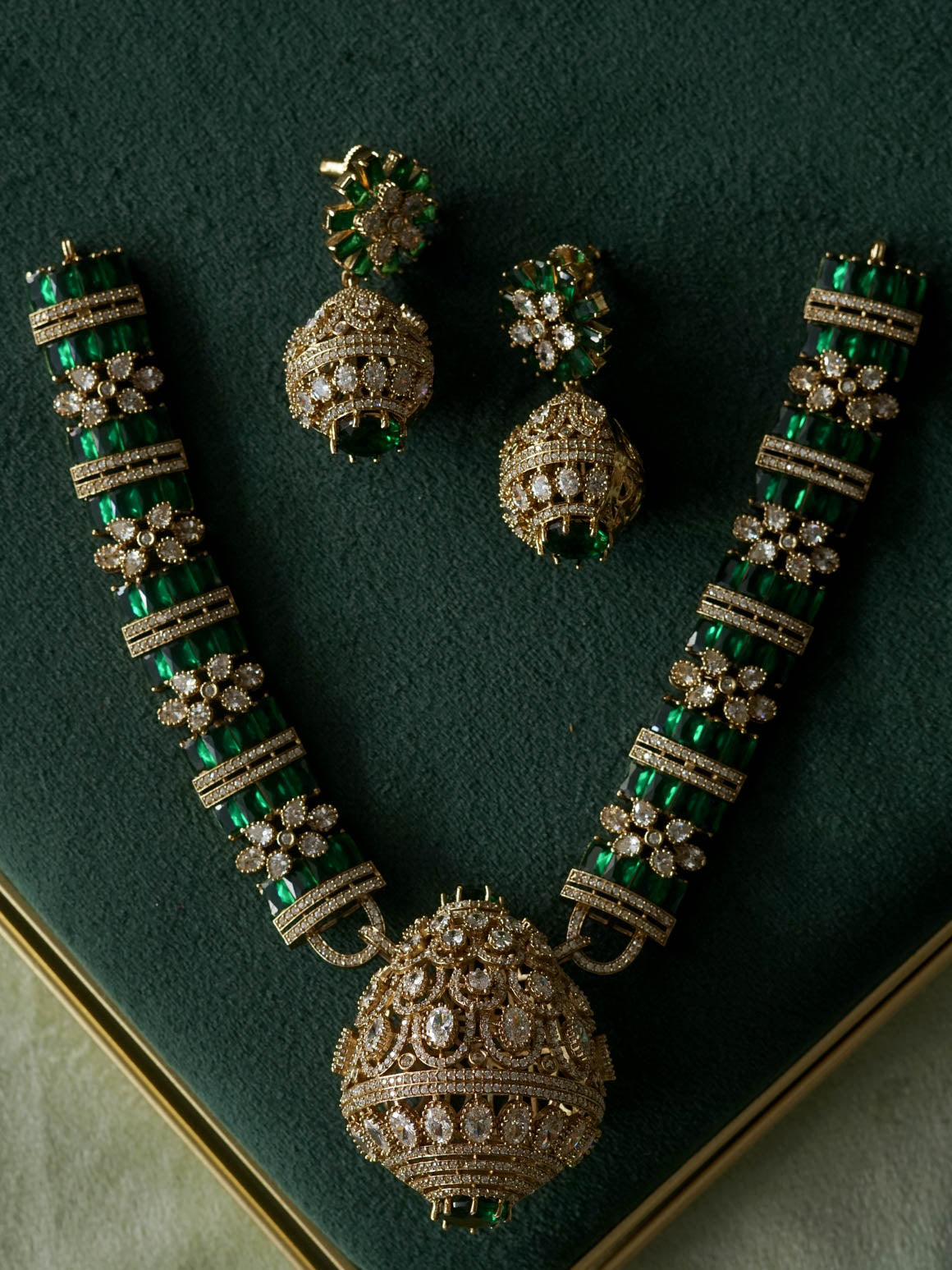 AKSHAYAM - BRIDAL MOZANITE GREEN STONE NECKWEAR  - TRADITIONAL NECKWEAR COLLECTION WITH EARRINGS- LATEST JEWELLERY COLLECTION