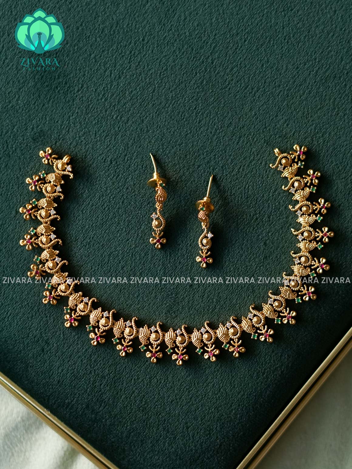 SIMPLE KIDS FRIENDLY  - stylish and minimal elegant neckwear with earrings- Zivara Fashion