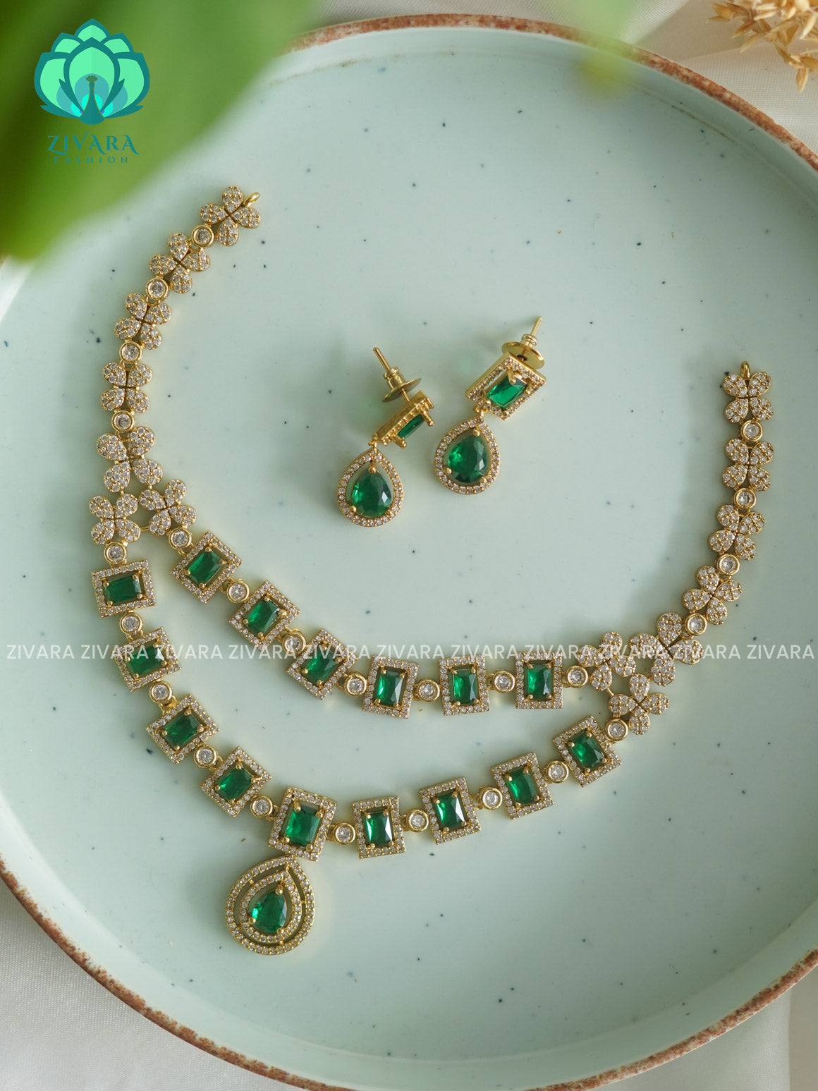 GREEN STEP - stylish and minimal elegant neckwear with earrings- Zivara Fashion