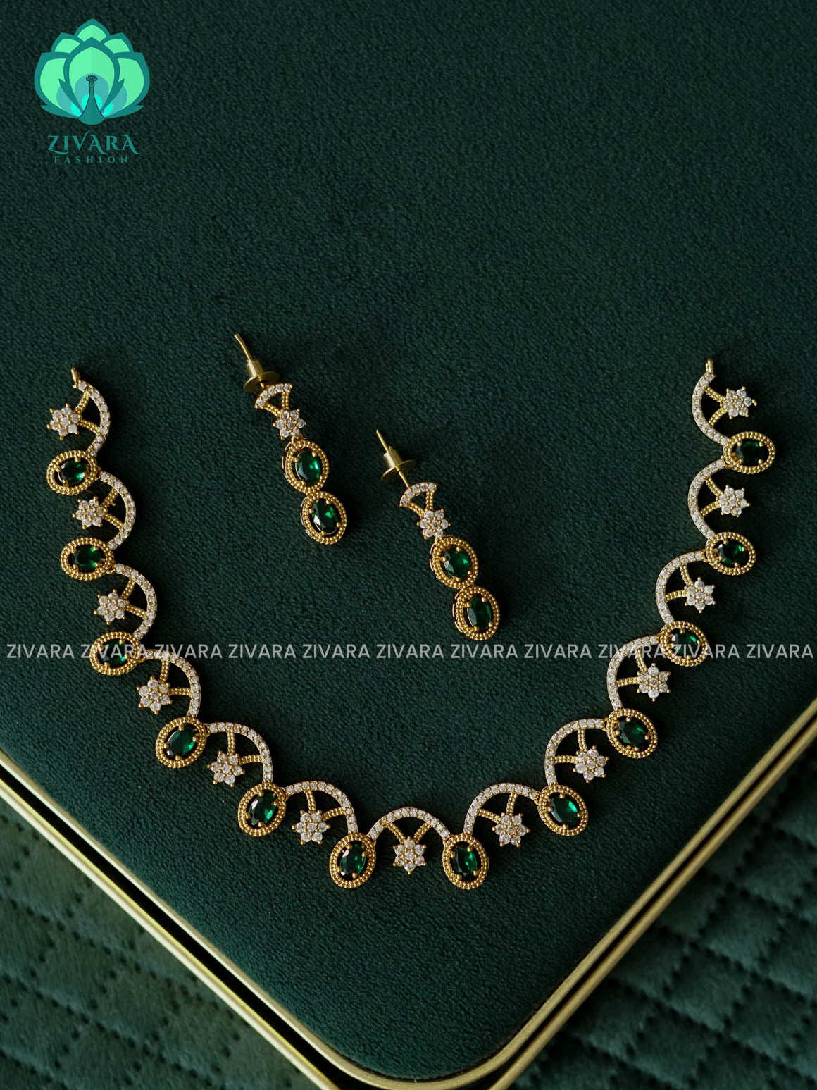 GREEN CURVY MOTIF - stylish and minimal elegant neckwear- Zivara Fashion
