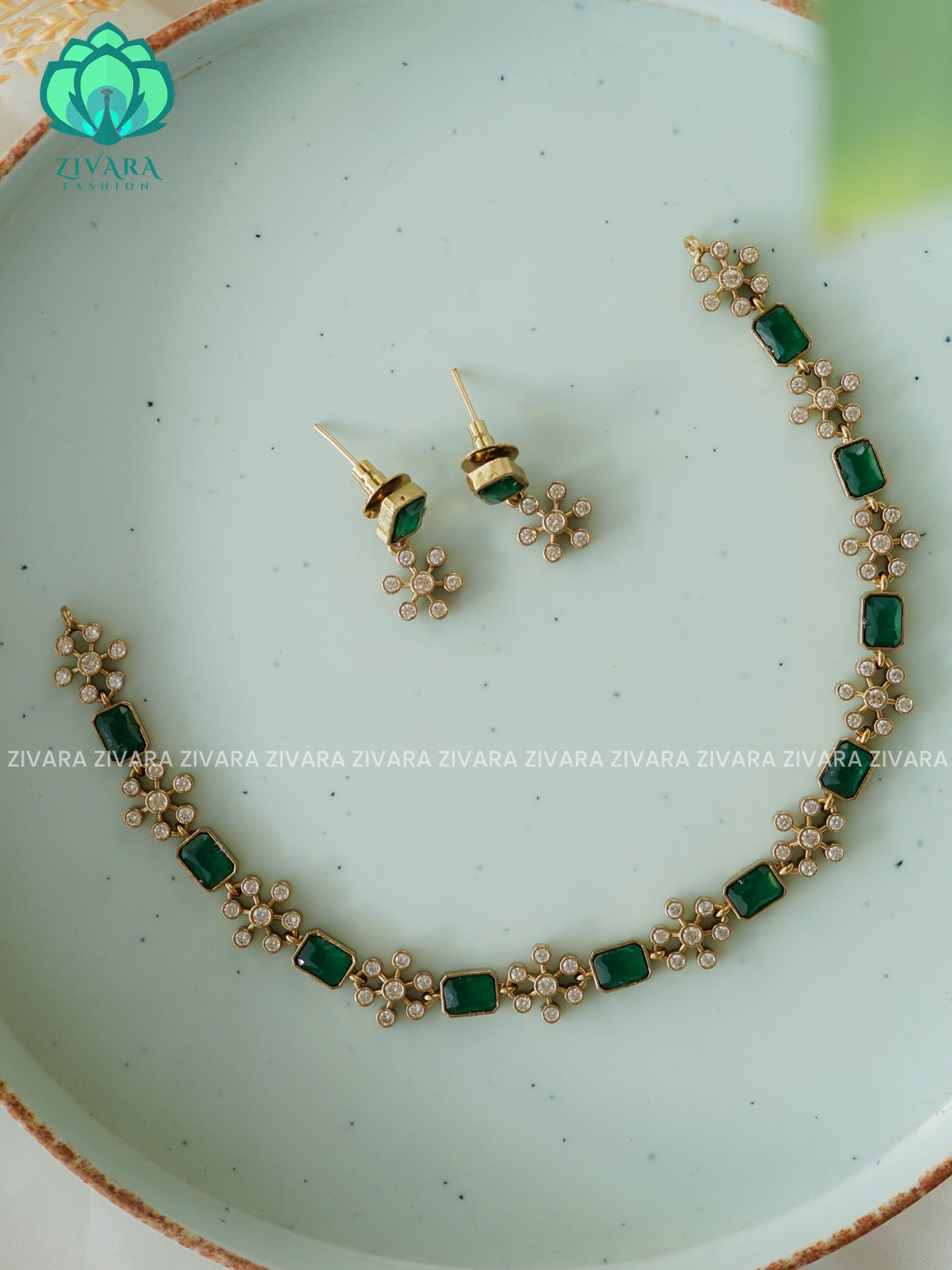 GREEN- MOTIF FREE - stylish and minimal elegant neckwear with earrings- Zivara Fashion