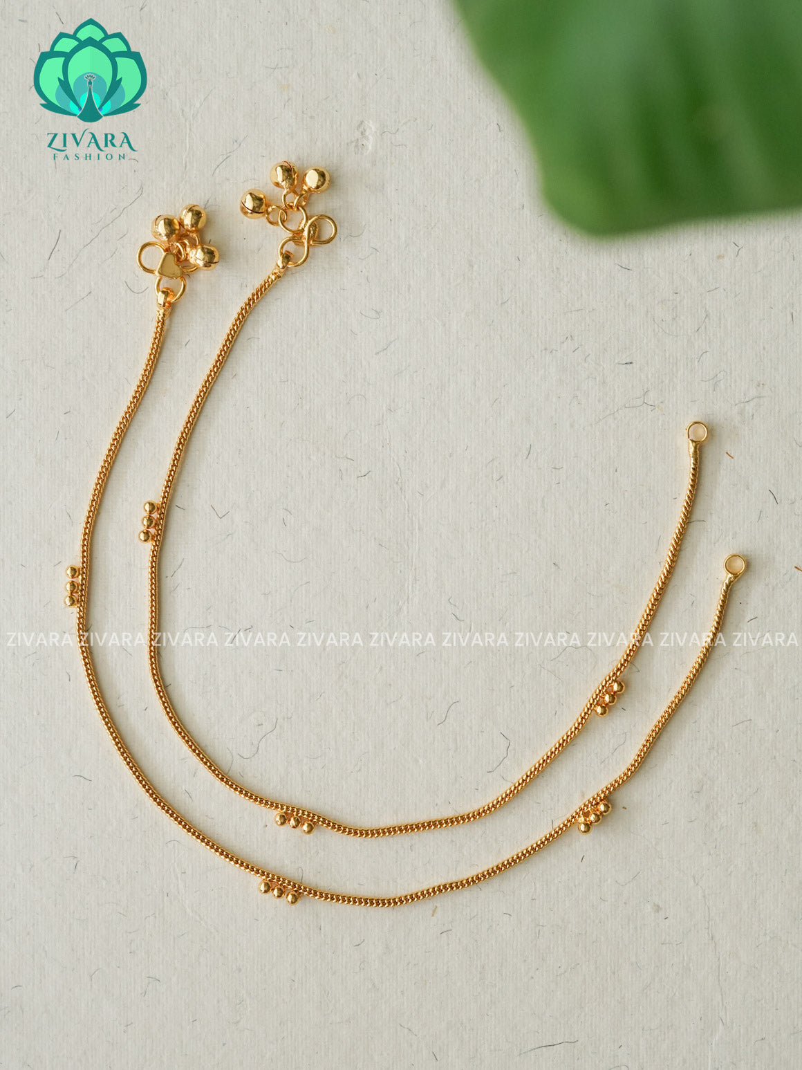 Trending PLAIN GOLD DAILY  wear anklets (10.5 inch approx )for women- latest jewellery- ZIVARA FASHION