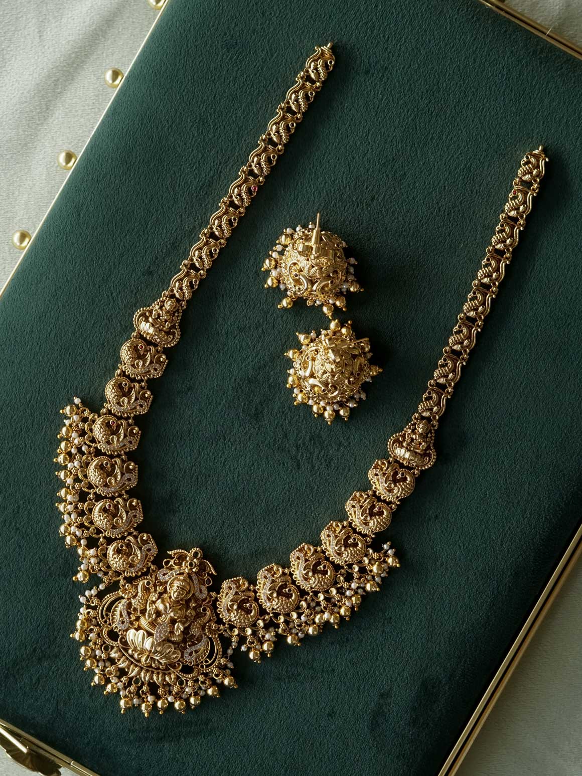 TEMPLE BRIDAL - Traditional PREMIUM MATTE polish MIDCHEST haaram/neckwear with earrings- Zivara Fashion