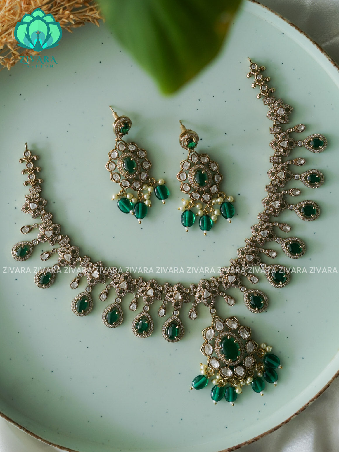 GREEN - KUNDAN BRIDAL stylish and minimal elegant neckwear with earrings- Zivara Fashion