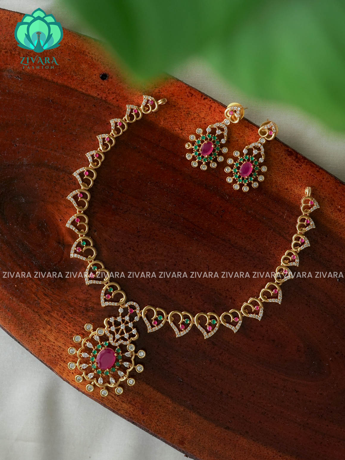 FLORAL HEART PATTERN  stylish and minimal elegant neckwear with earrings- Zivara Fashion