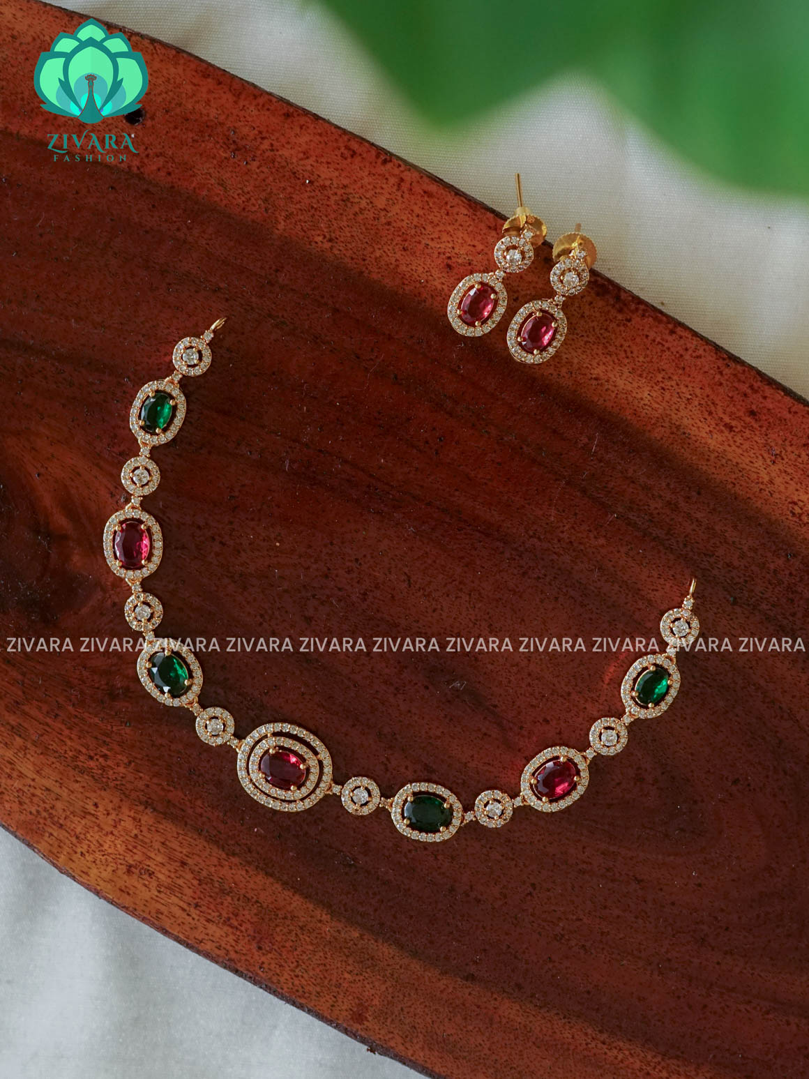 RUBY & GREEN - OVAL MOTIF - stylish and minimal elegant neckwear with earrings- Zivara Fashion