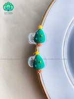 Pack of 2 Cute christmas themed clutch clips -Trending premium quality hair accessories at best price for kids